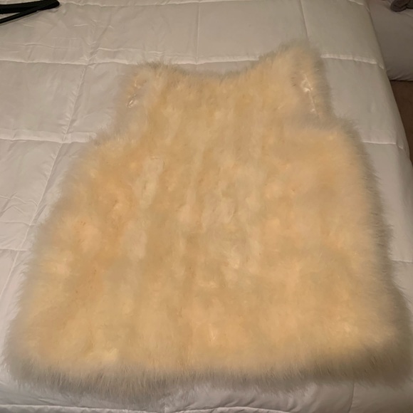 White Fur Vest - Picture 3 of 3
